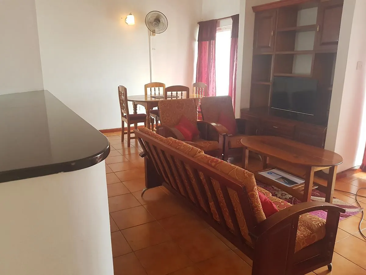 Airport Transit Self Catering Apartments Victoria